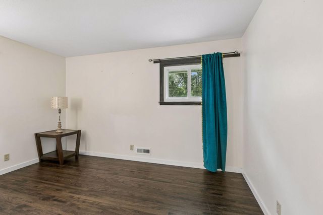 11617 Ilex Street NW, Coon Rapids, MN 55448