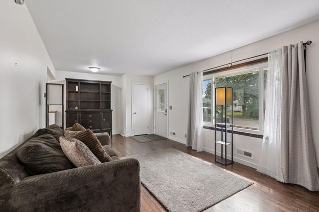 11617 Ilex Street NW, Coon Rapids, MN 55448