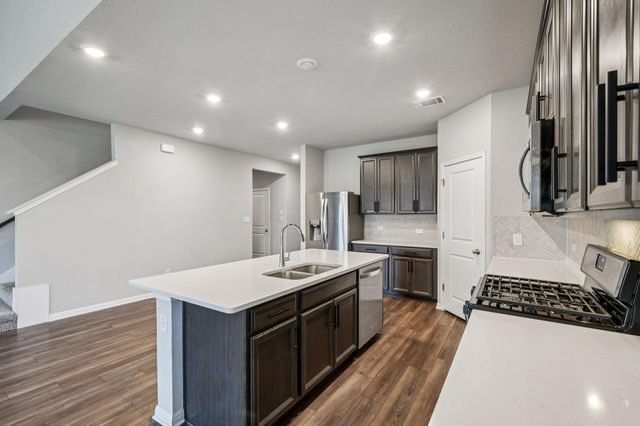 1007 Guadalupe Bass RD, Hutto, TX 78634