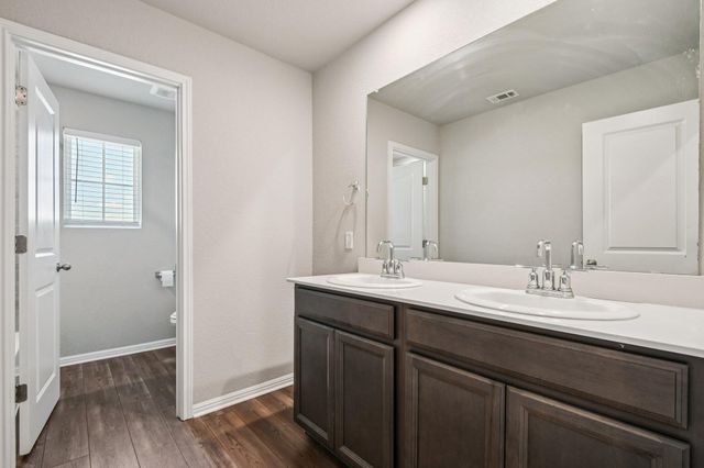 1007 Guadalupe Bass RD, Hutto, TX 78634