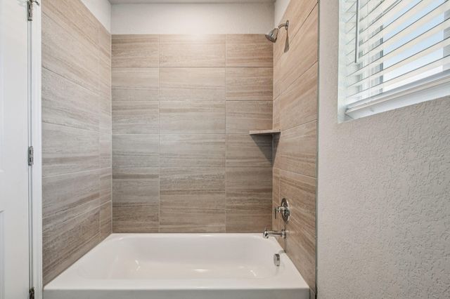 1007 Guadalupe Bass RD, Hutto, TX 78634