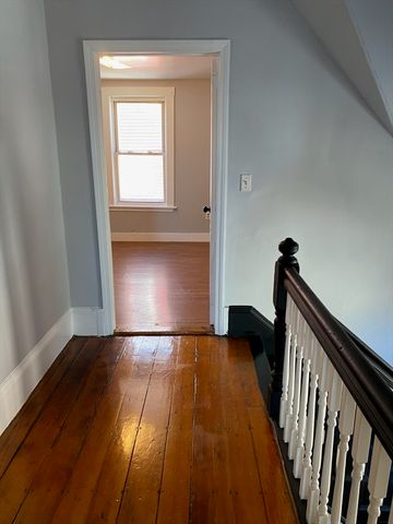 22 Downer Ave. 2, Boston, MA 02125
