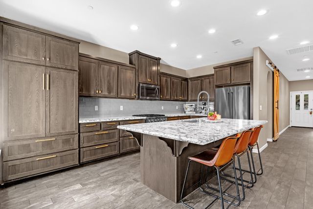 436 Louie Ave, Lodi, CA 95240