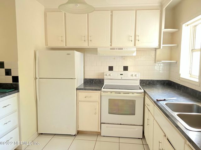 5715 WILTSHIRE Street, Jacksonville, FL 32211