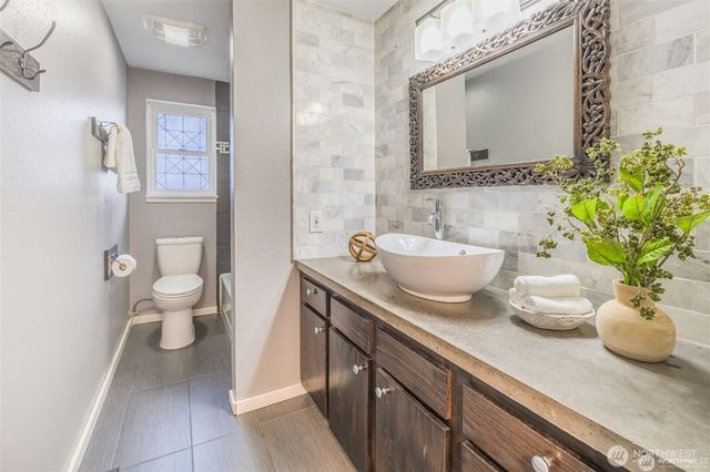 12418 SE 251st Place, Kent, WA 98030