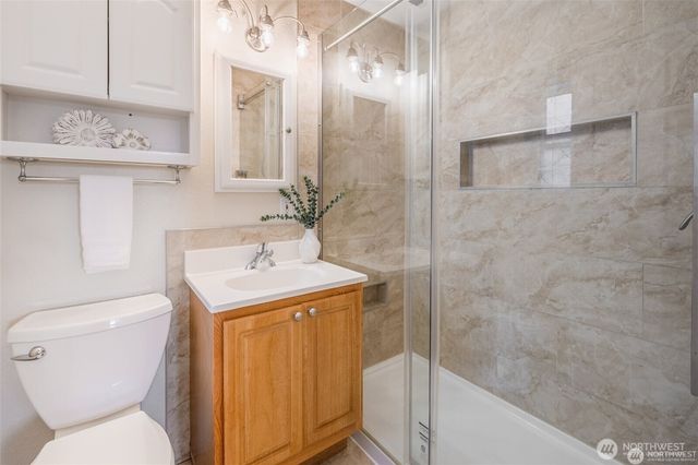 12418 SE 251st Place, Kent, WA 98030