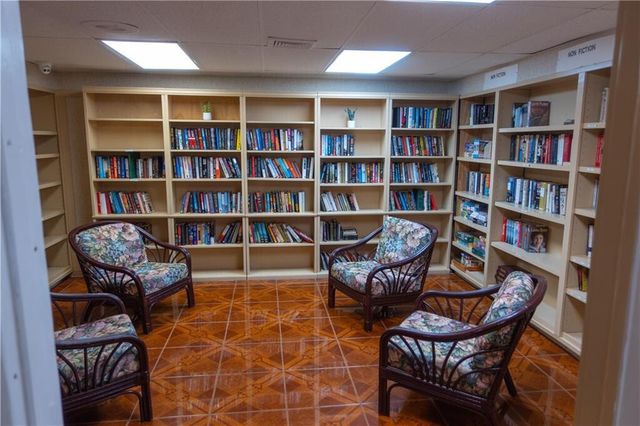 120 Lake Evelyn Drive, West Palm Beach, FL 33411