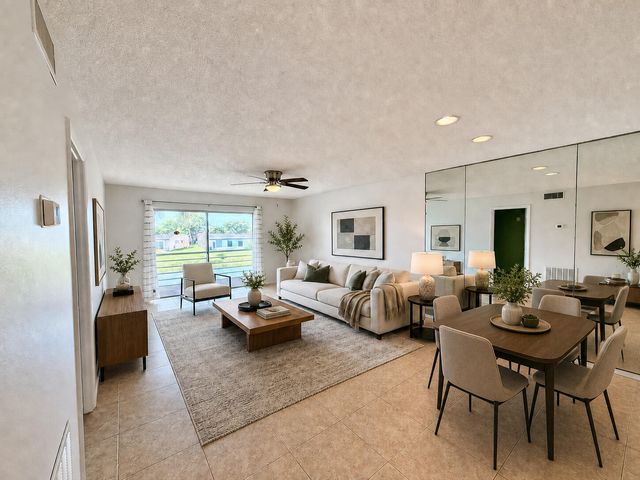 120 Lake Evelyn Drive, West Palm Beach, FL 33411