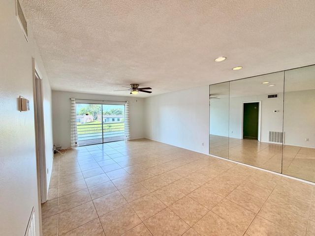 120 Lake Evelyn Drive, West Palm Beach, FL 33411