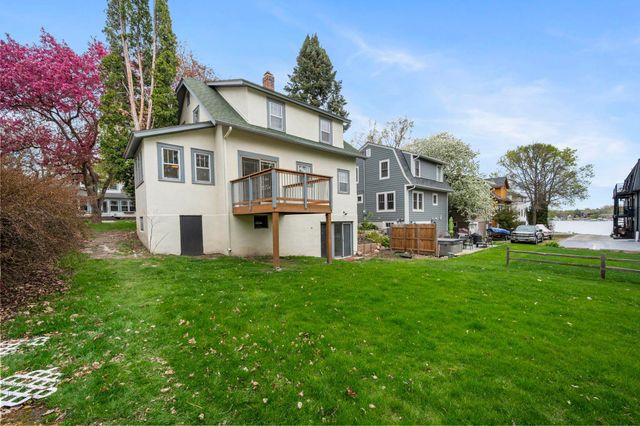 35 Center Street, Excelsior, MN 55331