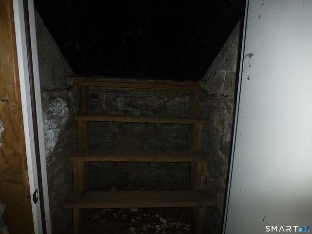 104 Mount Pleasant Street, Norwich, CT 06360