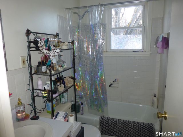 104 Mount Pleasant Street, Norwich, CT 06360