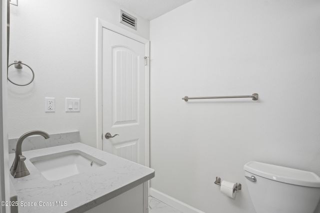 3755 S Hopkins Avenue 6c, Titusville, FL 32780