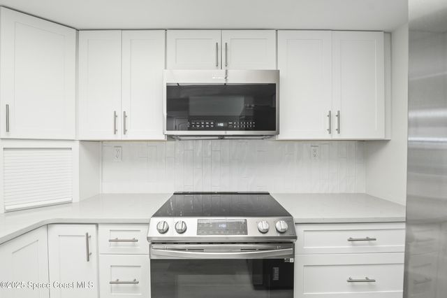 3755 S Hopkins Avenue 6c, Titusville, FL 32780