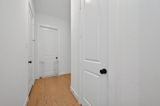 9722 Dani Lake Drive, Tomball, TX 77375