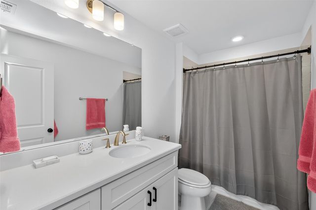 9722 Dani Lake Drive, Tomball, TX 77375