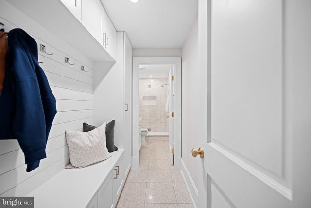 5125 UPTON ST NW, Washington, DC 20016