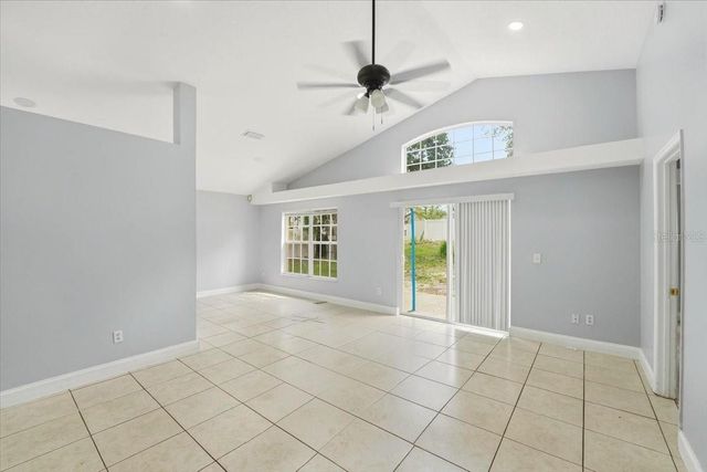 8742 FORT SHEA AVE, Orlando, FL 32822