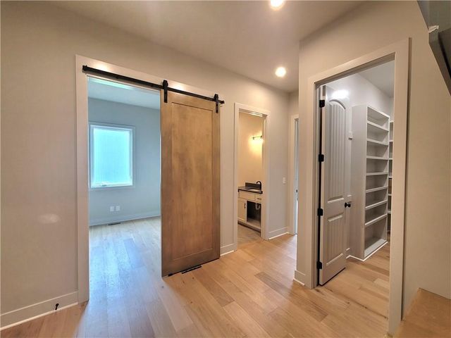 18232 Oakmont Street, Overland Park, KS 66013