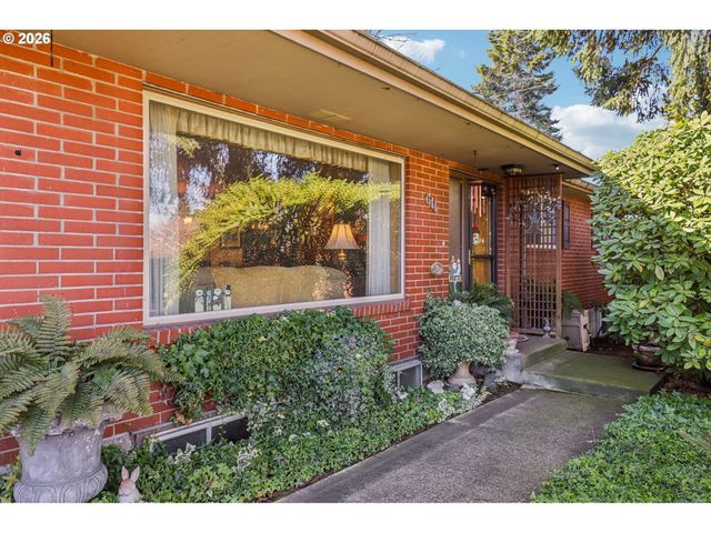 6117 IDAHO St, Vancouver, WA 98661