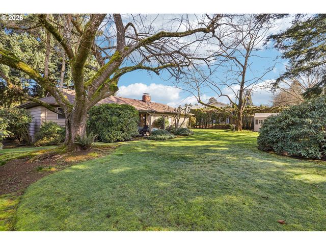 6117 IDAHO St, Vancouver, WA 98661