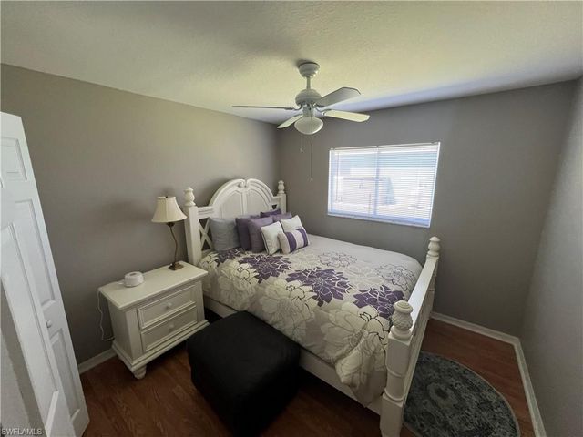 225 SW 26th PL, Cape Coral, FL 33991