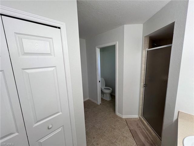 225 SW 26th PL, Cape Coral, FL 33991