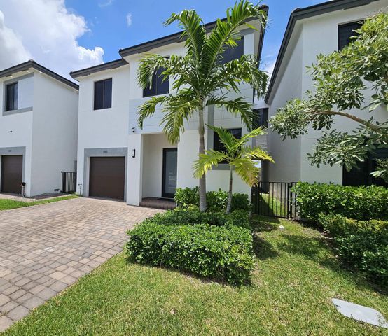 15743 SW 136th Terrace, Miami, FL 33196