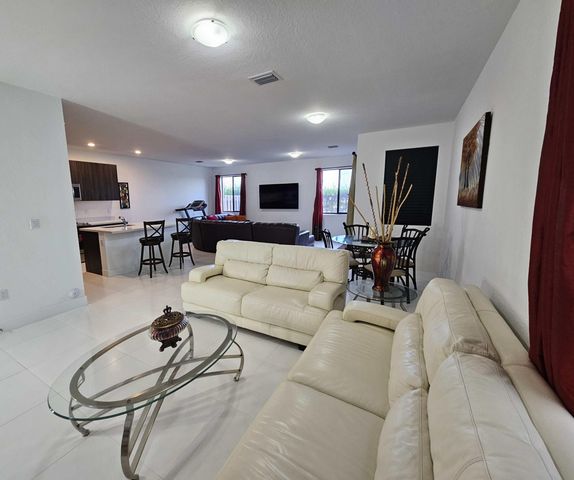 15743 SW 136th Terrace, Miami, FL 33196