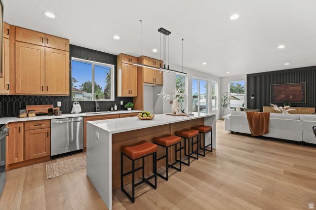 617 W 5TH AVE, Midvale, UT 84047