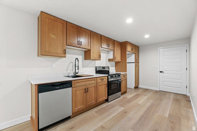 617 W 5TH AVE, Midvale, UT 84047