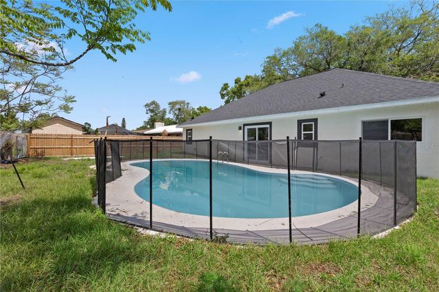 1103 SAGAMORE DRIVE, Seffner, FL 33584