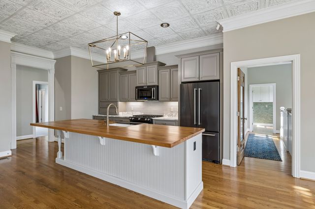 301 Fountainbrooke Dr, Brentwood, TN 37027