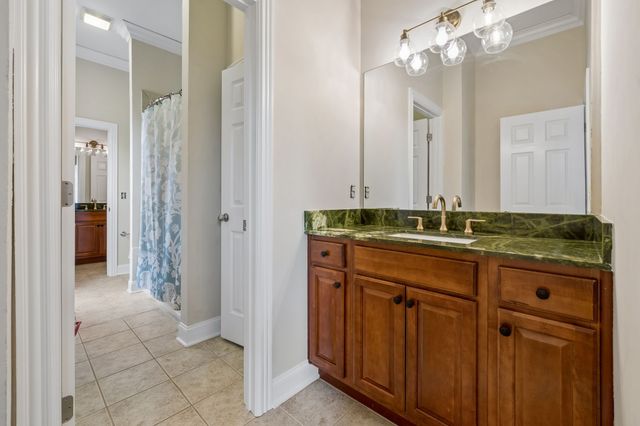 301 Fountainbrooke Dr, Brentwood, TN 37027