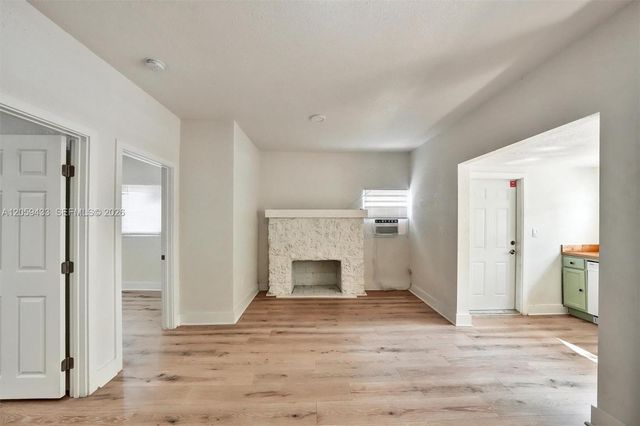 244 SW 14th Avenue, Miami, FL 33135