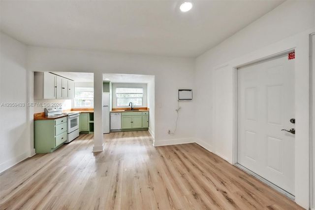 244 SW 14th Avenue, Miami, FL 33135