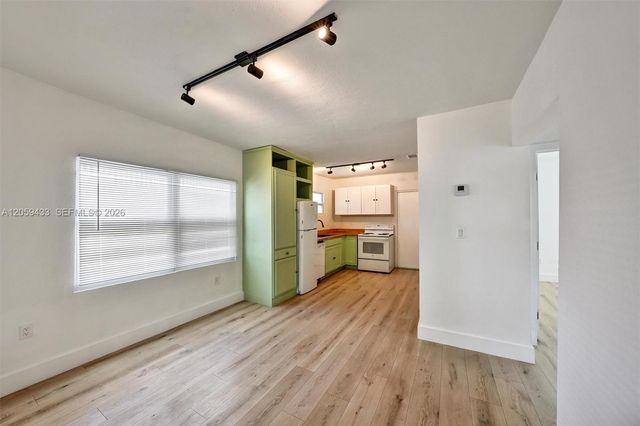 244 SW 14th Avenue, Miami, FL 33135