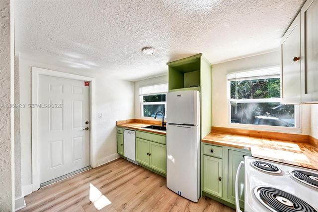 244 SW 14th Avenue, Miami, FL 33135