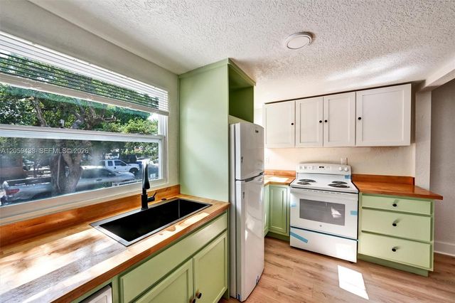 244 SW 14th Avenue, Miami, FL 33135