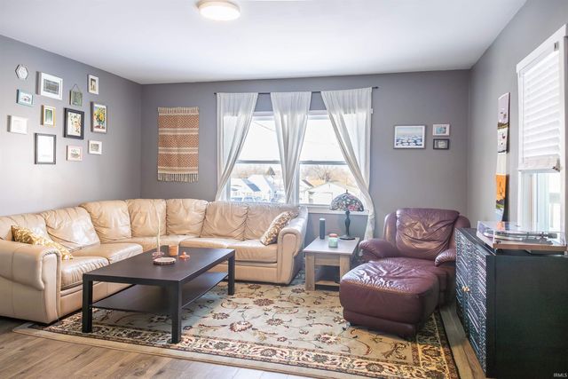 604 Crawford Street, Mitchell, IN 47446