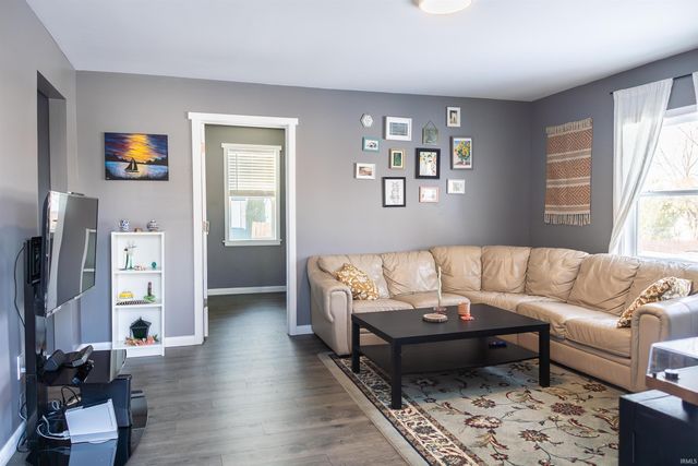 604 Crawford Street, Mitchell, IN 47446