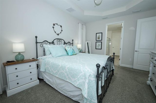 560 ADENMORE TERRACE, Deland, FL 32724