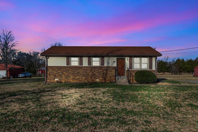 2086 Hartsville Pike, Lebanon, TN 37087