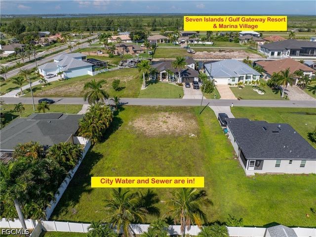 9 NW 38th PL, Cape Coral, FL 33993
