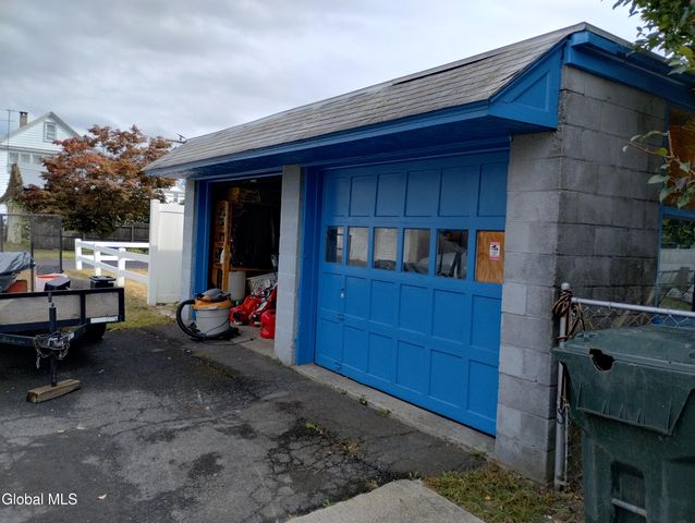 11 2nd Street, Cohoes, NY 12047