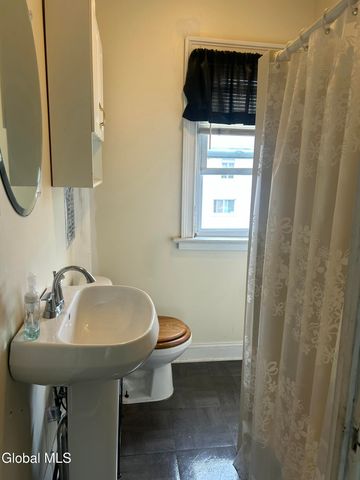 11 2nd Street, Cohoes, NY 12047