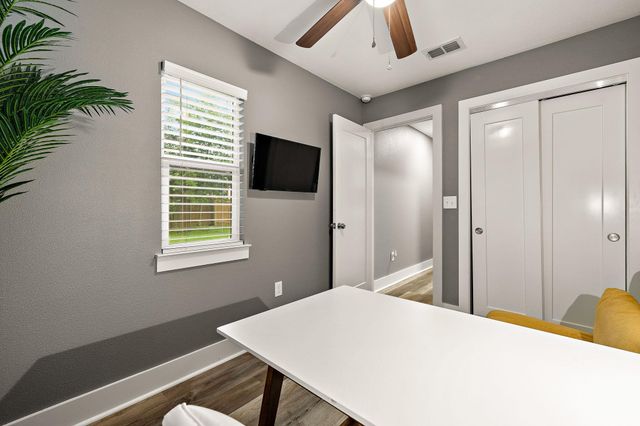 606 E 19th ST, Georgetown, TX 78626
