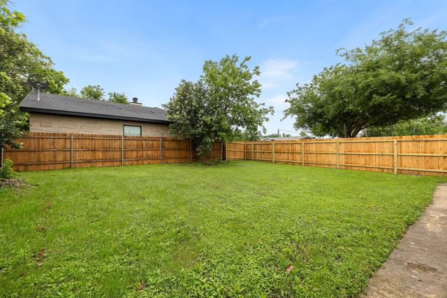 606 E 19th ST, Georgetown, TX 78626
