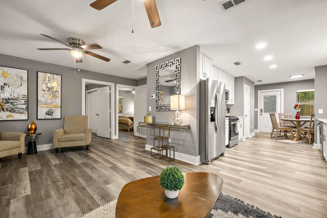 606 E 19th ST, Georgetown, TX 78626