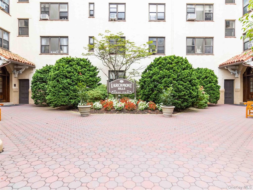 17 N Chatsworth Avenue 1H, Larchmont, NY 10538